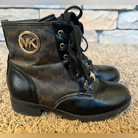 MK Michael Kors Girls Boots - Picture 1 of 3